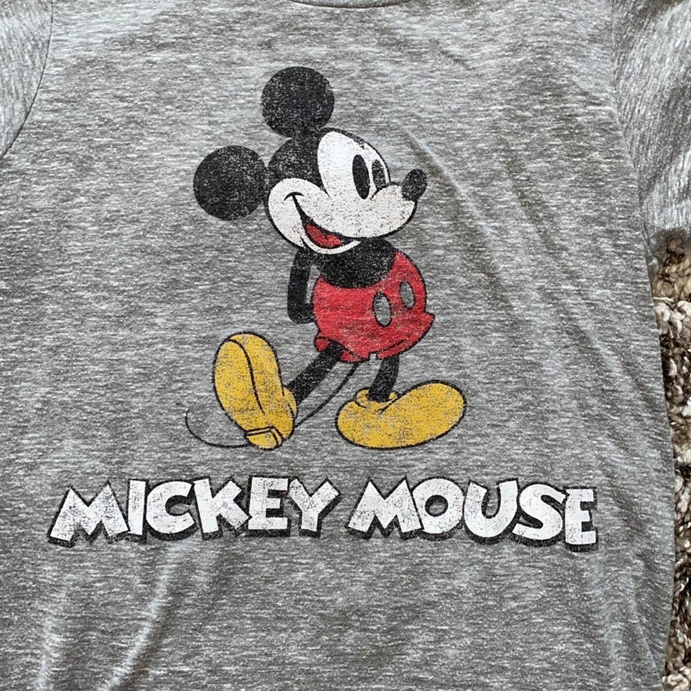 Disney themed shirts - Picture 5 of 9